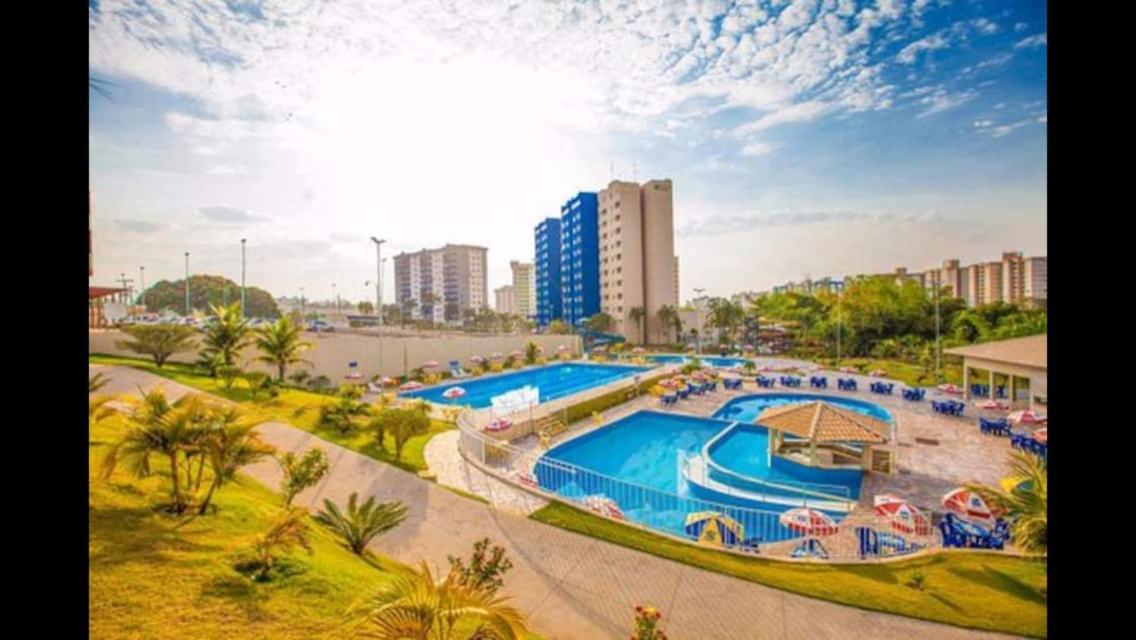 Hotel Golden Dolphin Com Cafe Da Manha! Piscinas 24H Caldas Novas Dış mekan fotoğraf