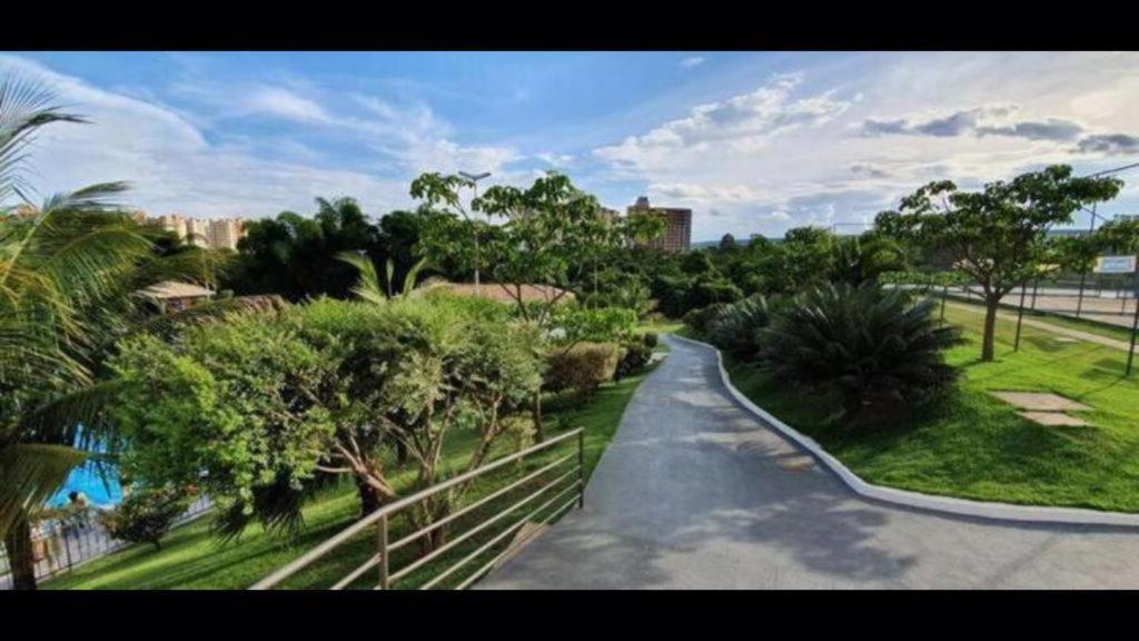 Hotel Golden Dolphin Com Cafe Da Manha! Piscinas 24H Caldas Novas Dış mekan fotoğraf